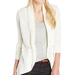 Lilly Pulitzer ivory cardigan shawl